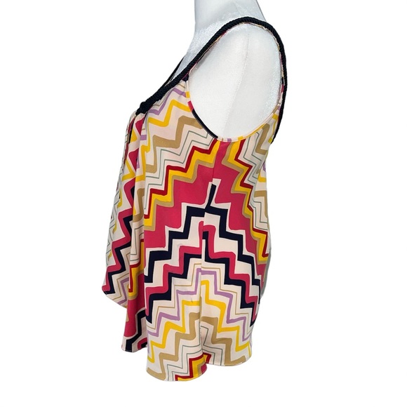 DIANE von FURSTENBERG Women’s Sleeveless Multi Color Silk Blouse Size 2 - Picture 6 of 9